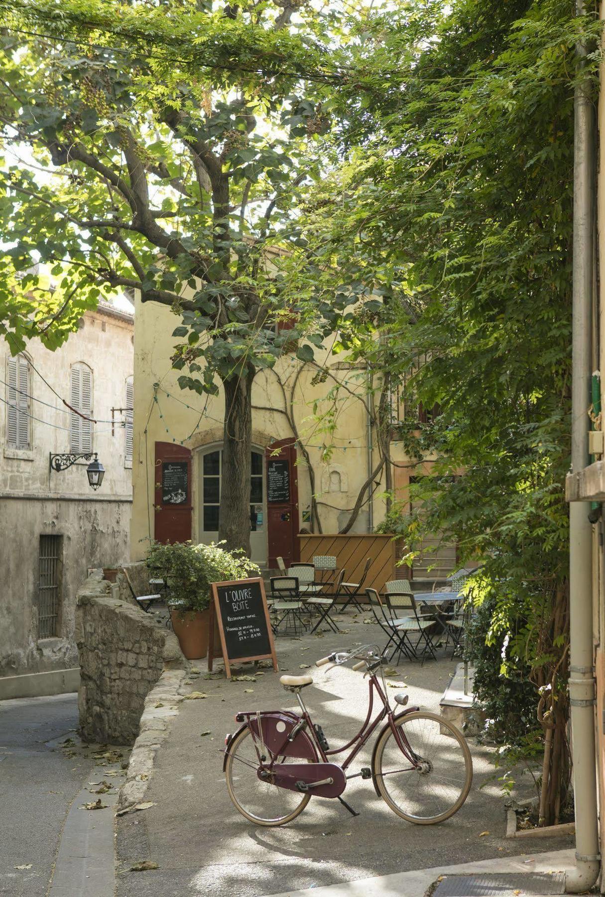 Hotel Du Cloitre Arles Exterior photo